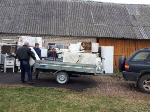 Lietuvos bendruomenės surinko 79 tonas elektronikos atliekų, lyderė – Vydmantų kaimo bendruomenė