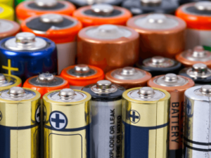 Įsigaliojo naujas reglamentas dėl baterijų atliekų – kaip tai palies gyventojus?